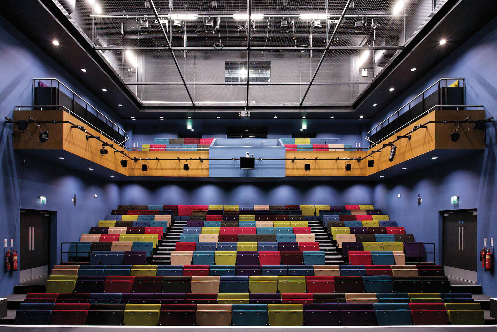 internal theatre of the lincoln performing arts centre
